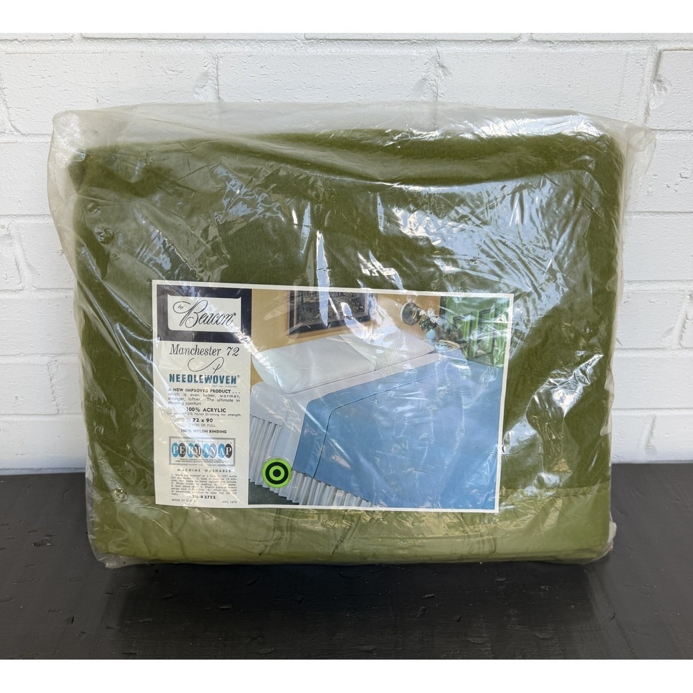 Vtg BEACON Manchester Green Blanket Acrylic Satin Trim Band Full / Twin 72"x90"